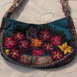 Floral Embroidered Women's Bag
